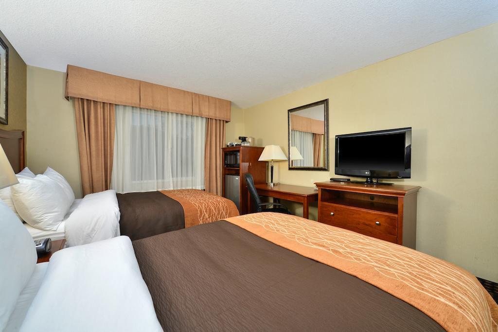 Comfort Inn & Suites Vancouver Downtown City Center Extérieur photo