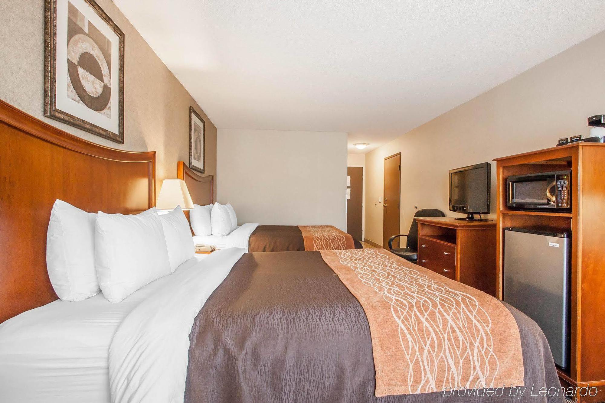Comfort Inn & Suites Vancouver Downtown City Center Extérieur photo